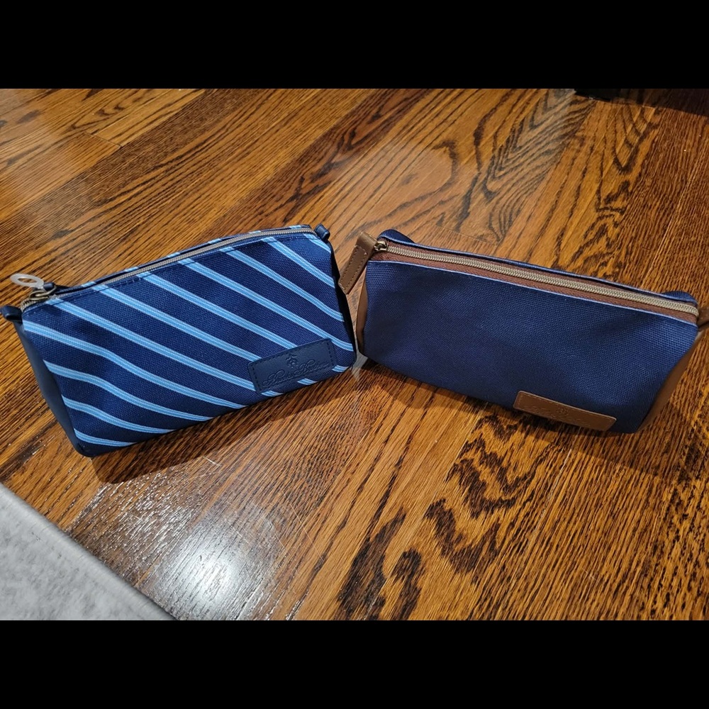 2 x Brooks Brothers / United amenity kits, with full contents.